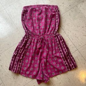 Small Hollister Strapless Romper